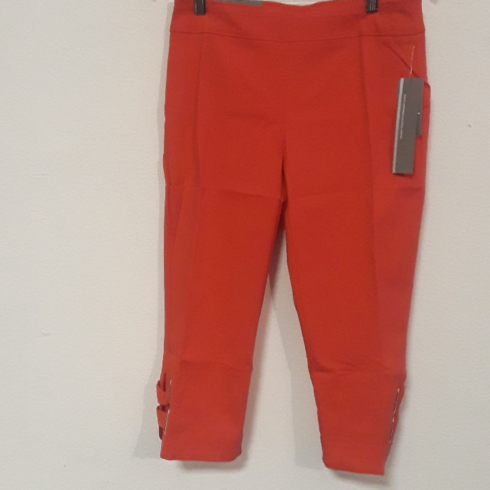 c - NEW JM PETITE SZ. MEDIUM RED CAPRI PANTS